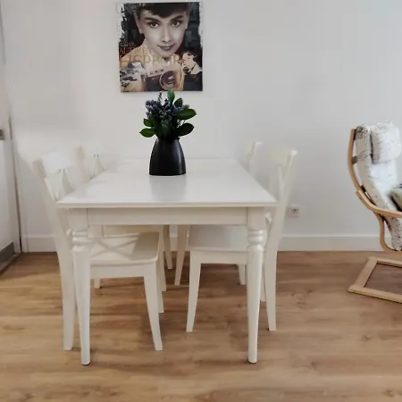 Moderno En Zona Antigua *